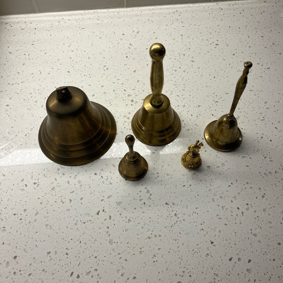 Vintage brass bells - Picture 2 of 7